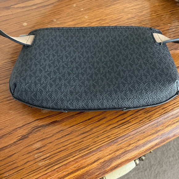 Michael Kors Belt Bag - Picture 7 of 11